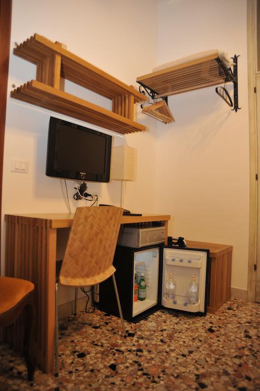 3C B&B Venice Bilik gambar